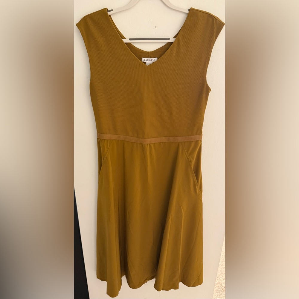 EUC Athleta Ryder Dress Women’s Size Large Petite